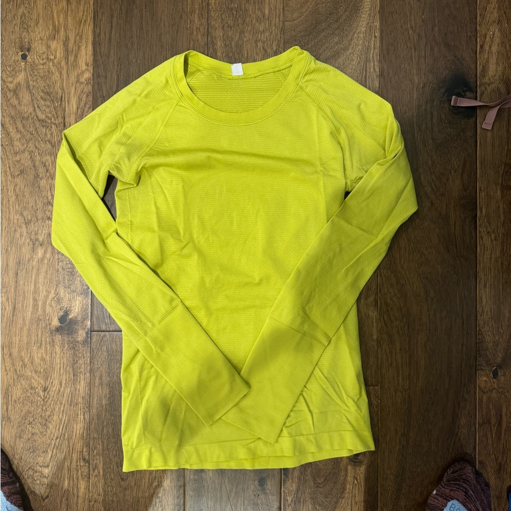 Lululemon long sleeve swiftly tech shirt